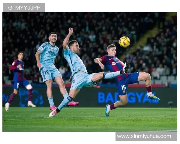 足球明星与巴萨球迷的激情碰撞共谱辉煌足球传奇