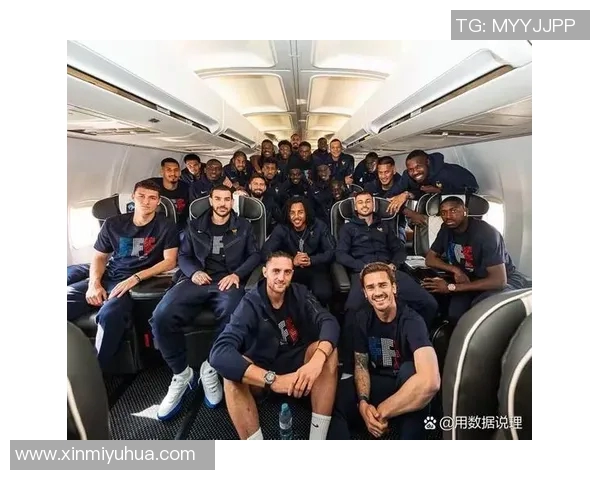 足球明星之间的亲密关系与合作网络全景图解析