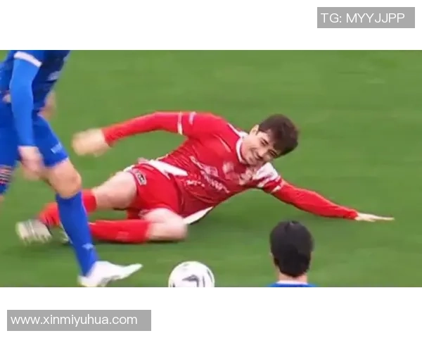 足球明星搞笑服装大曝光趣味恶搞图集带你领略另类时尚风潮