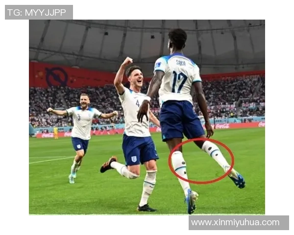 足球明星时尚秀场球袜搭配展现个性风采与运动魅力